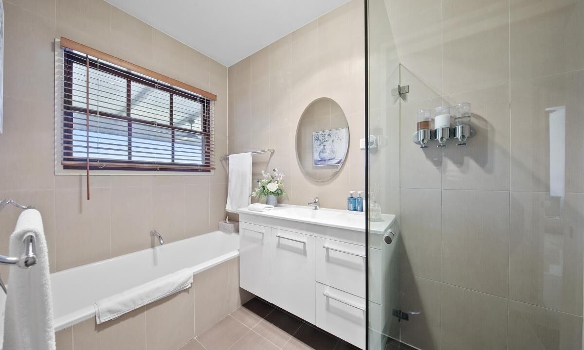 Photo of Bathroom in Broke