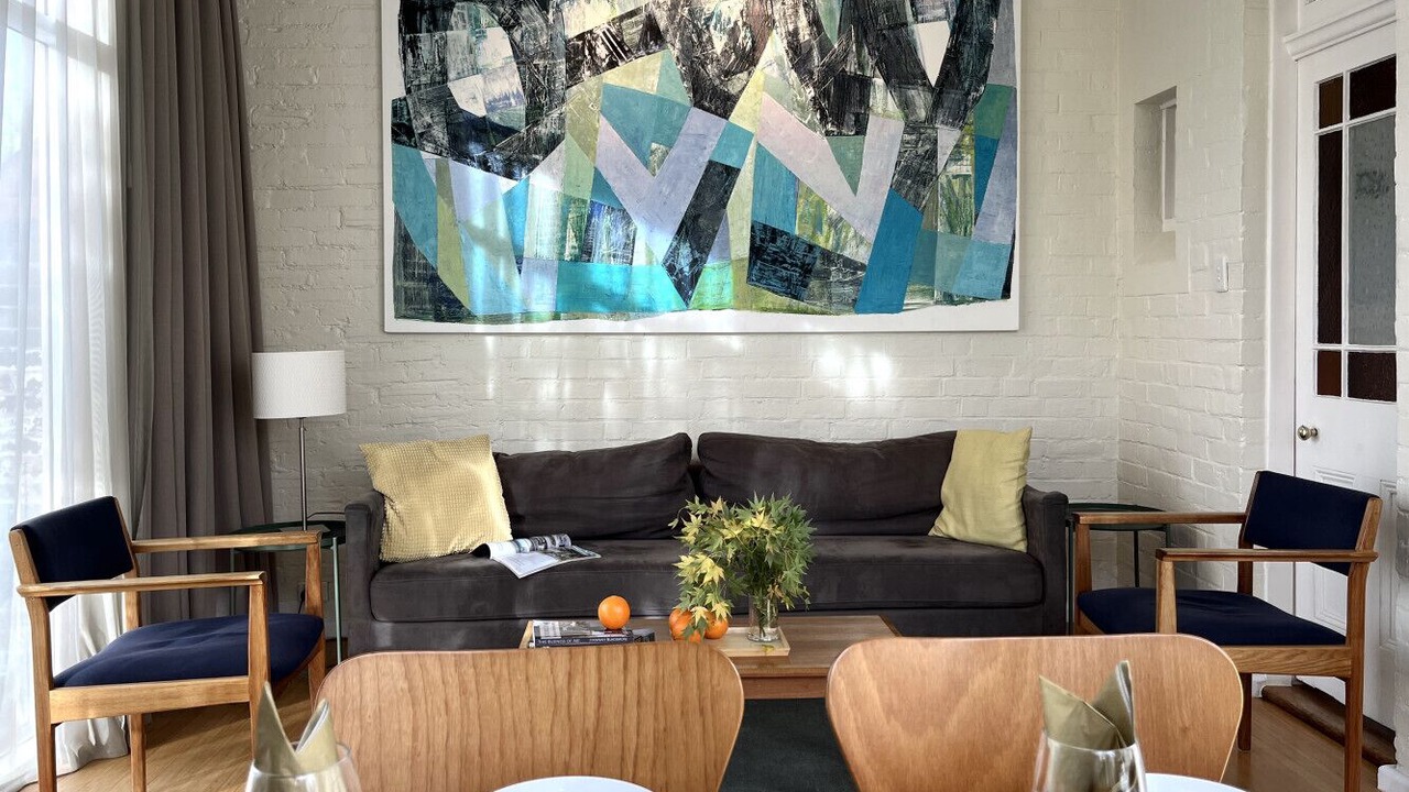 Photo of Livingroom in Battery Point