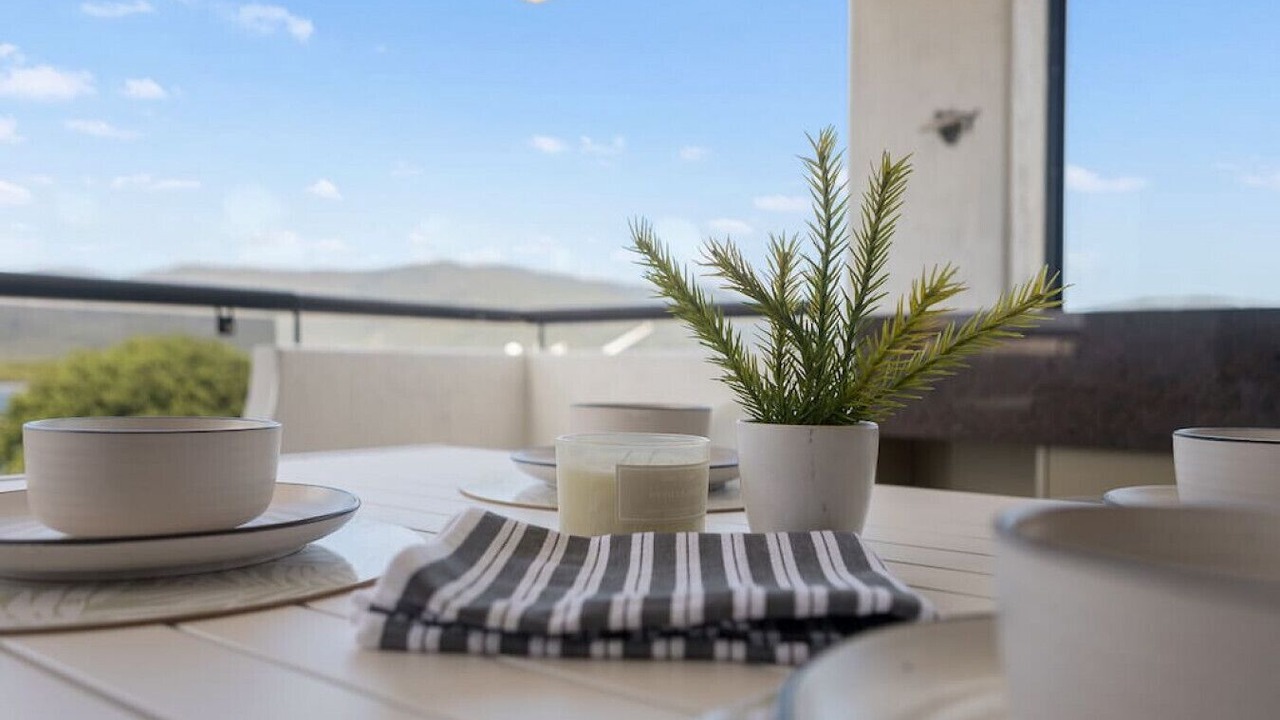 Photo of Patio Balcony in Cairns Central Business District