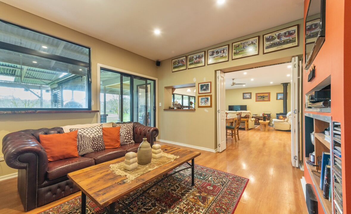 Photo of Livingroom in Hay Flat