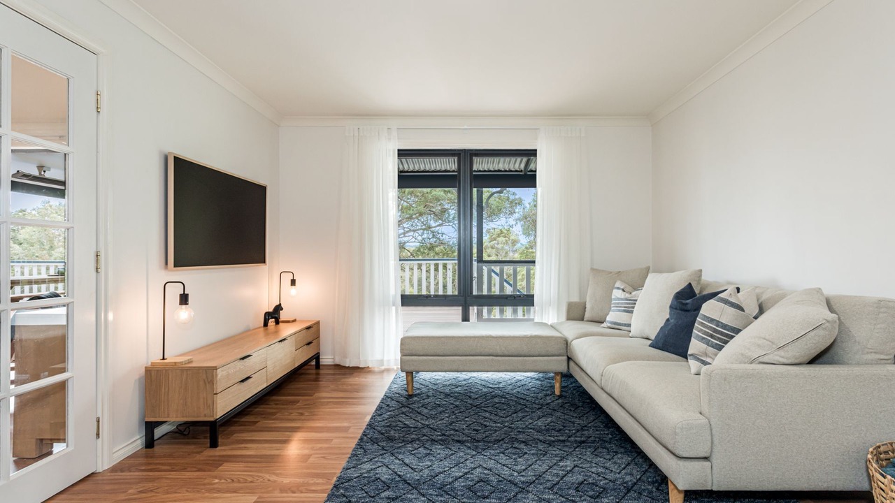 Photo of Livingroom in Ocean Beach
