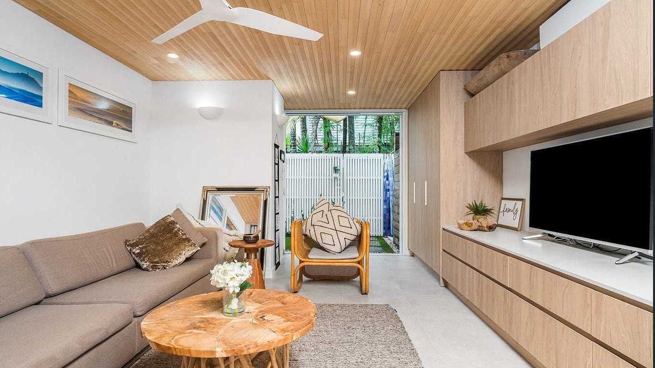 Photo of Livingroom in Belongil