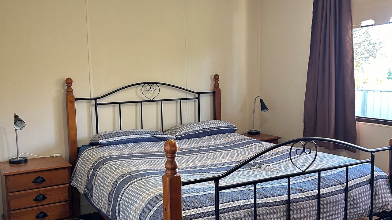 Photo of Bedroom in Holder