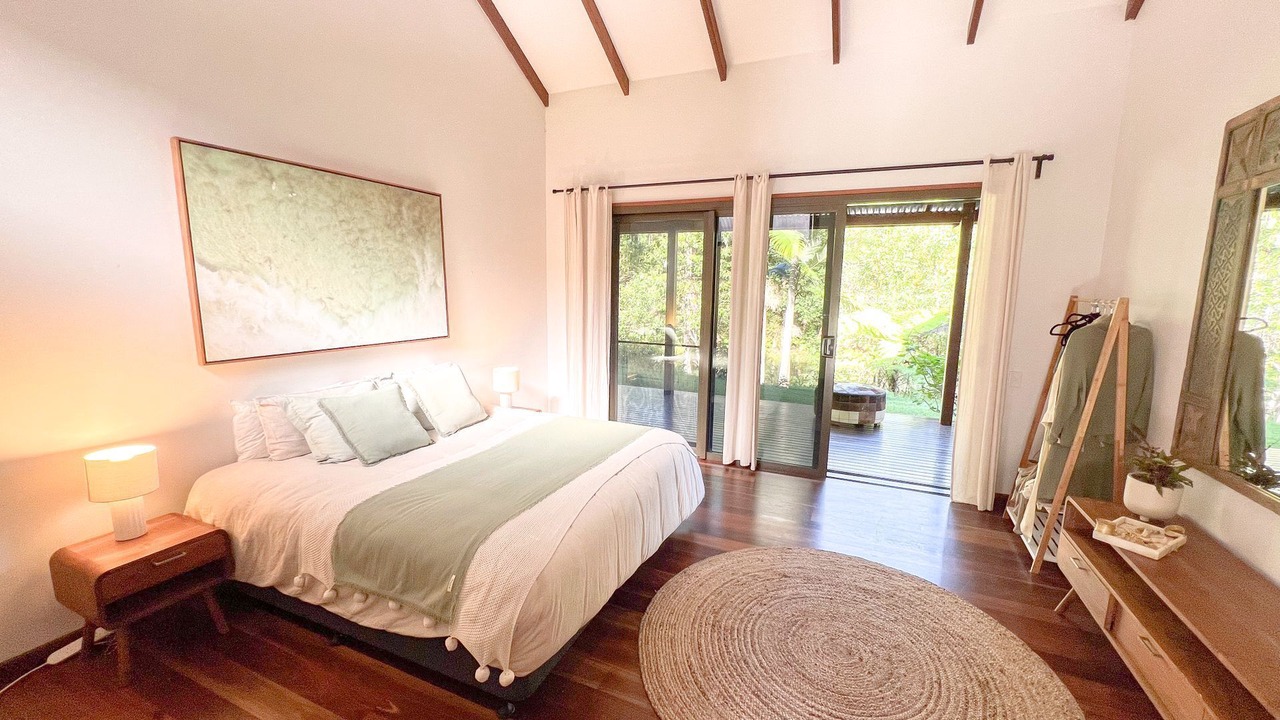 Photo of Bedroom in Main Arm