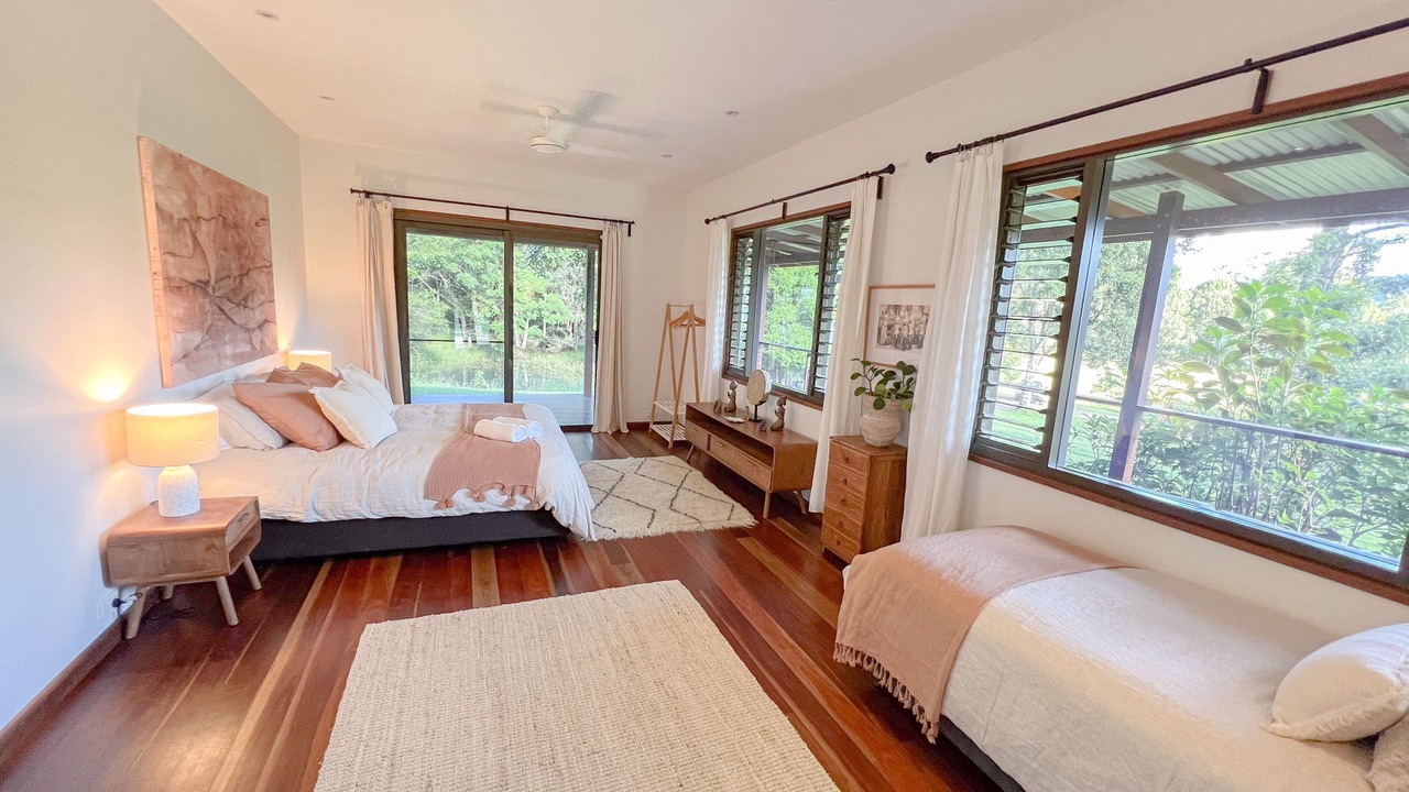 Photo of Bedroom in Main Arm