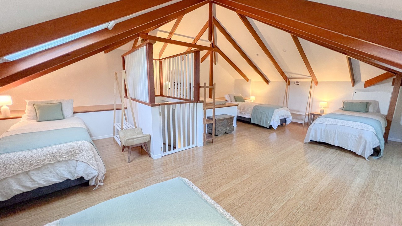 Photo of Bedroom in Main Arm