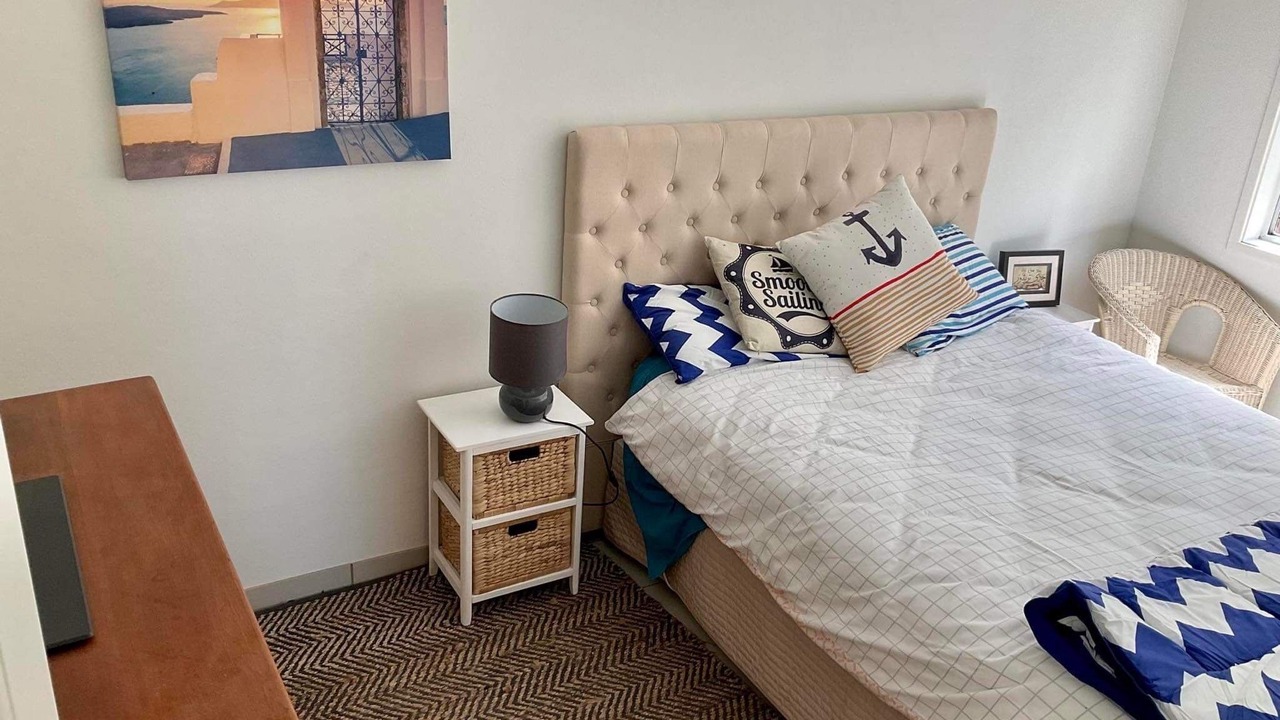 Photo of Bedroom in Batehaven