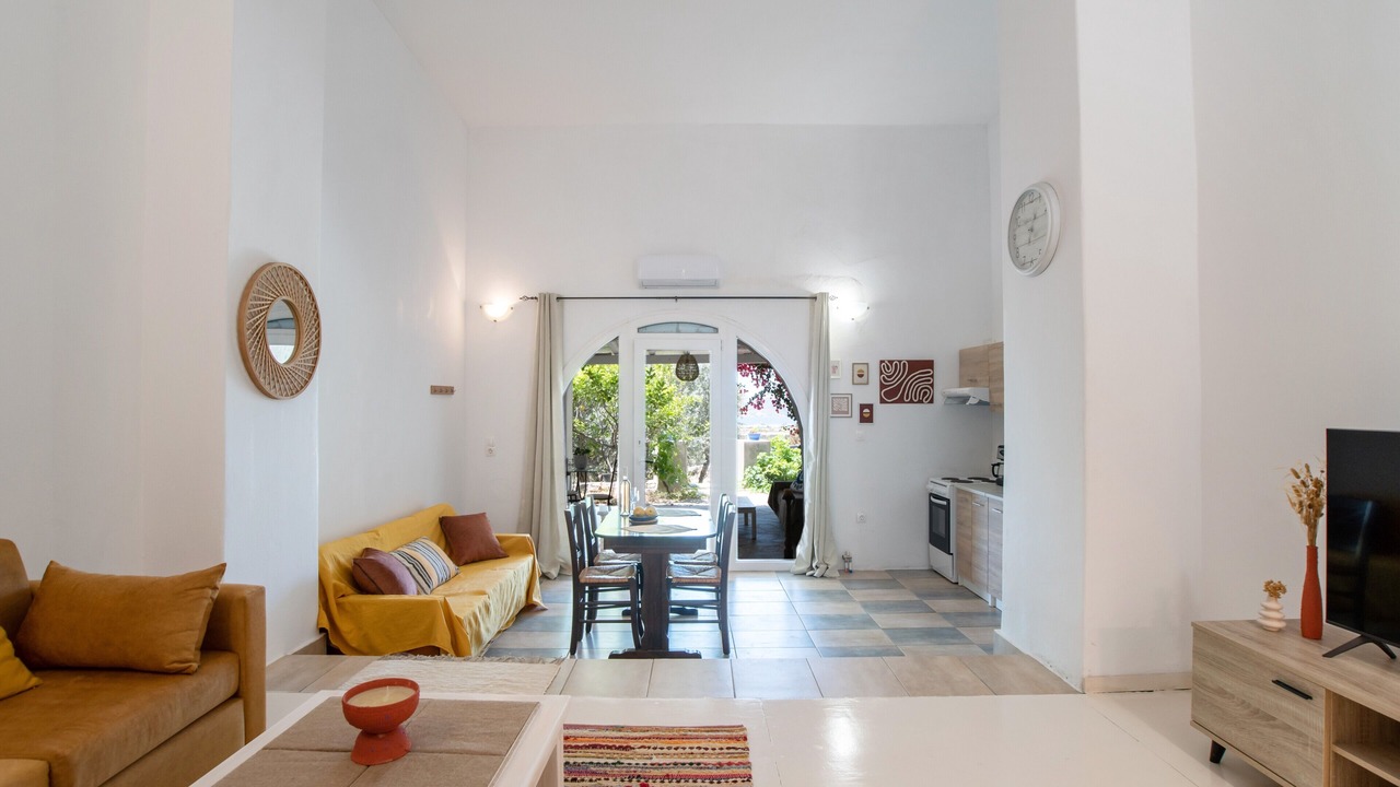 Photo of Livingroom in Paros
