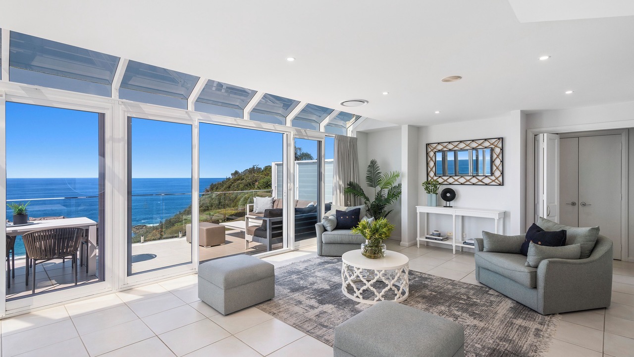 Photo of Livingroom in Forresters Beach