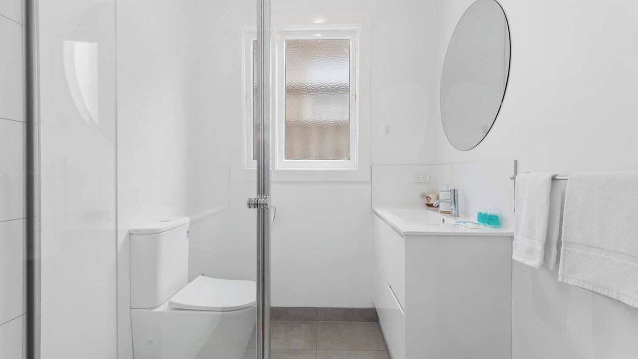 Photo of Bathroom in Lake Wendouree