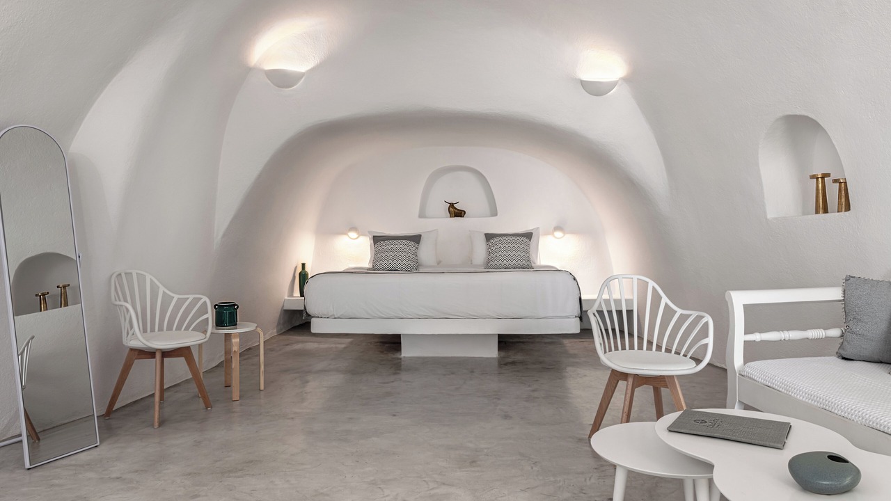 Photo of Bedroom in Oia