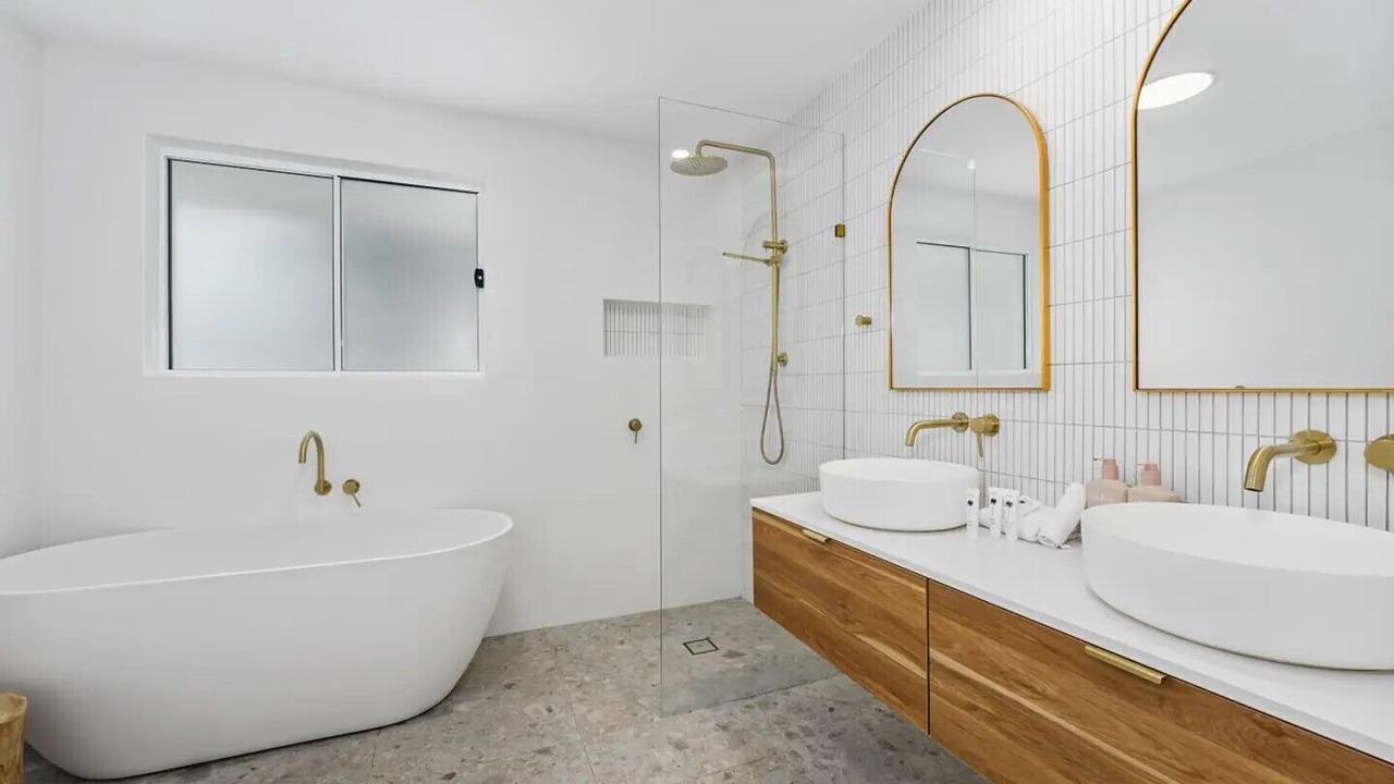 Photo of Bathroom in Burleigh Waters