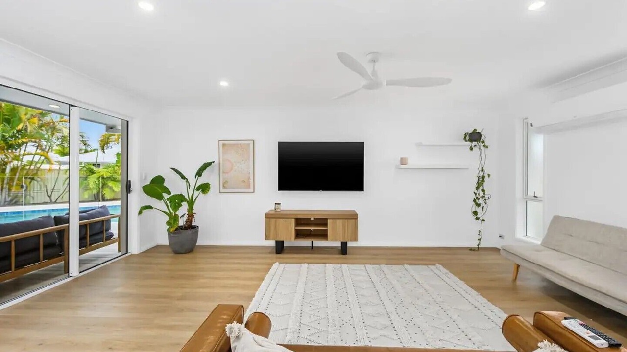 Photo of Livingroom in Burleigh Waters