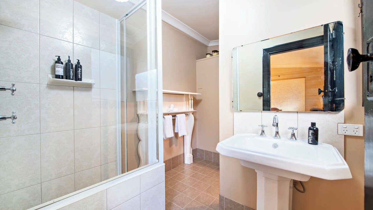 Photo of Bathroom in Dubbo