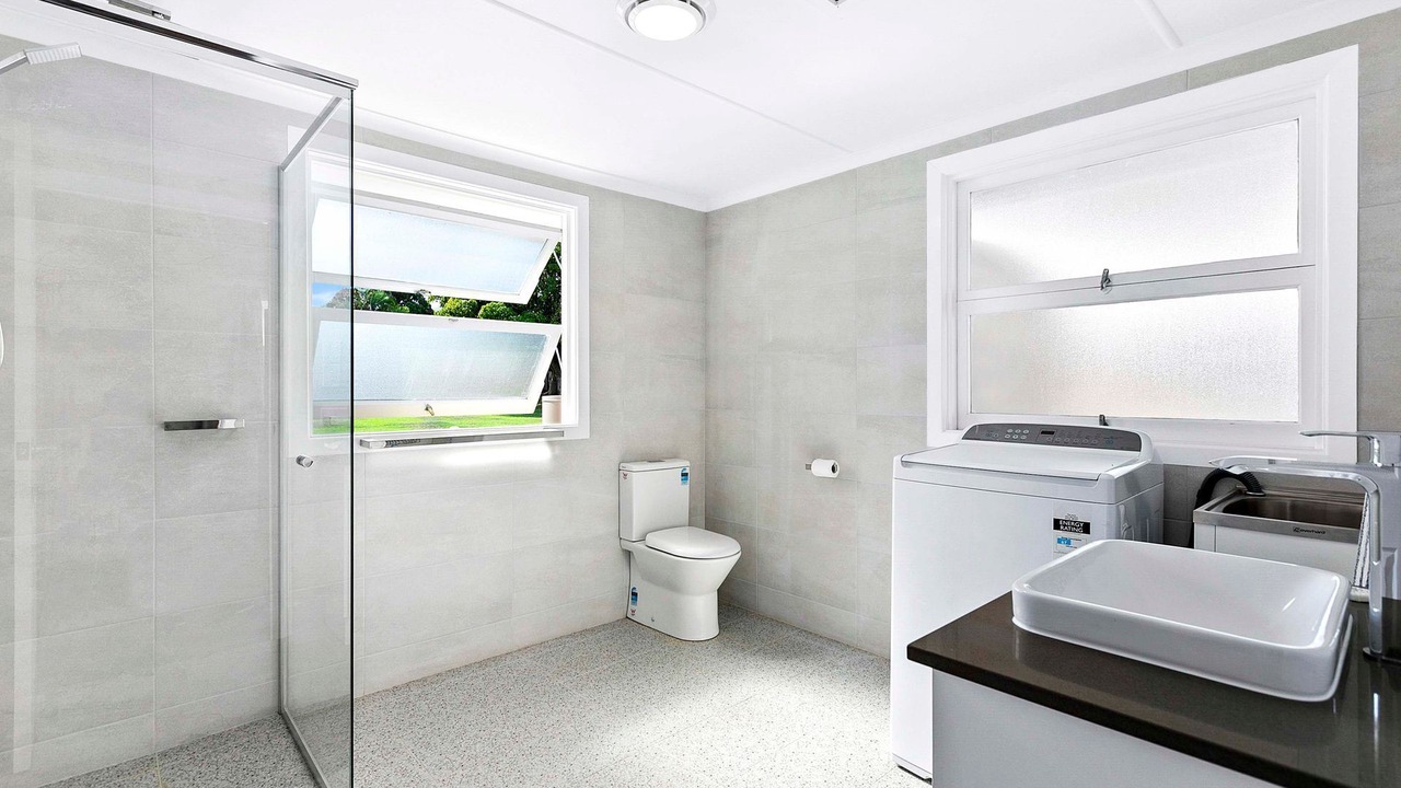 Photo of Bathroom in Point Vernon