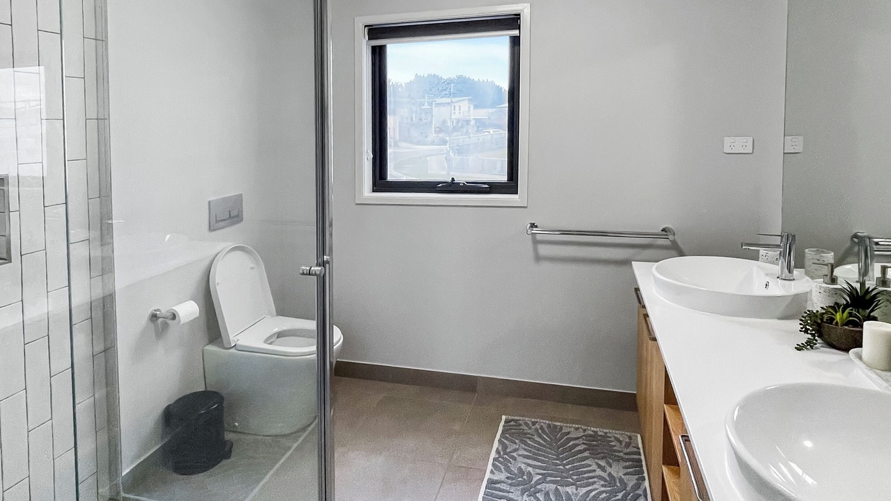 Photo of Bathroom in Powlett River