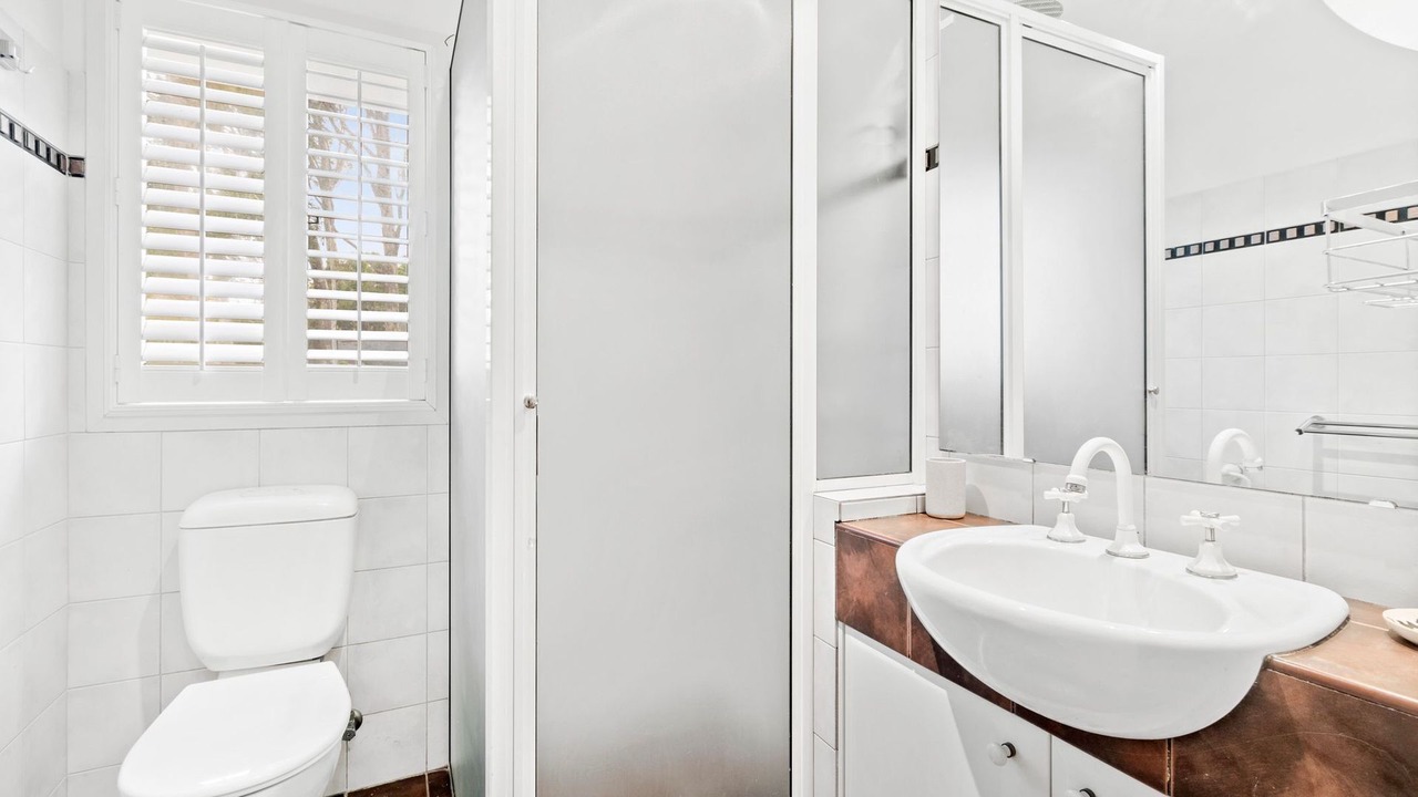 Photo of Bathroom in Denhams Beach
