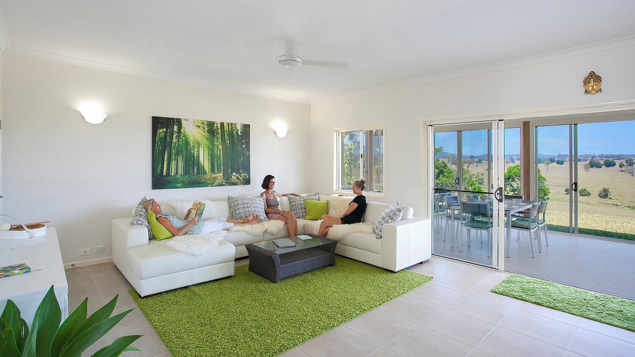 Photo of Livingroom in Greens Creek