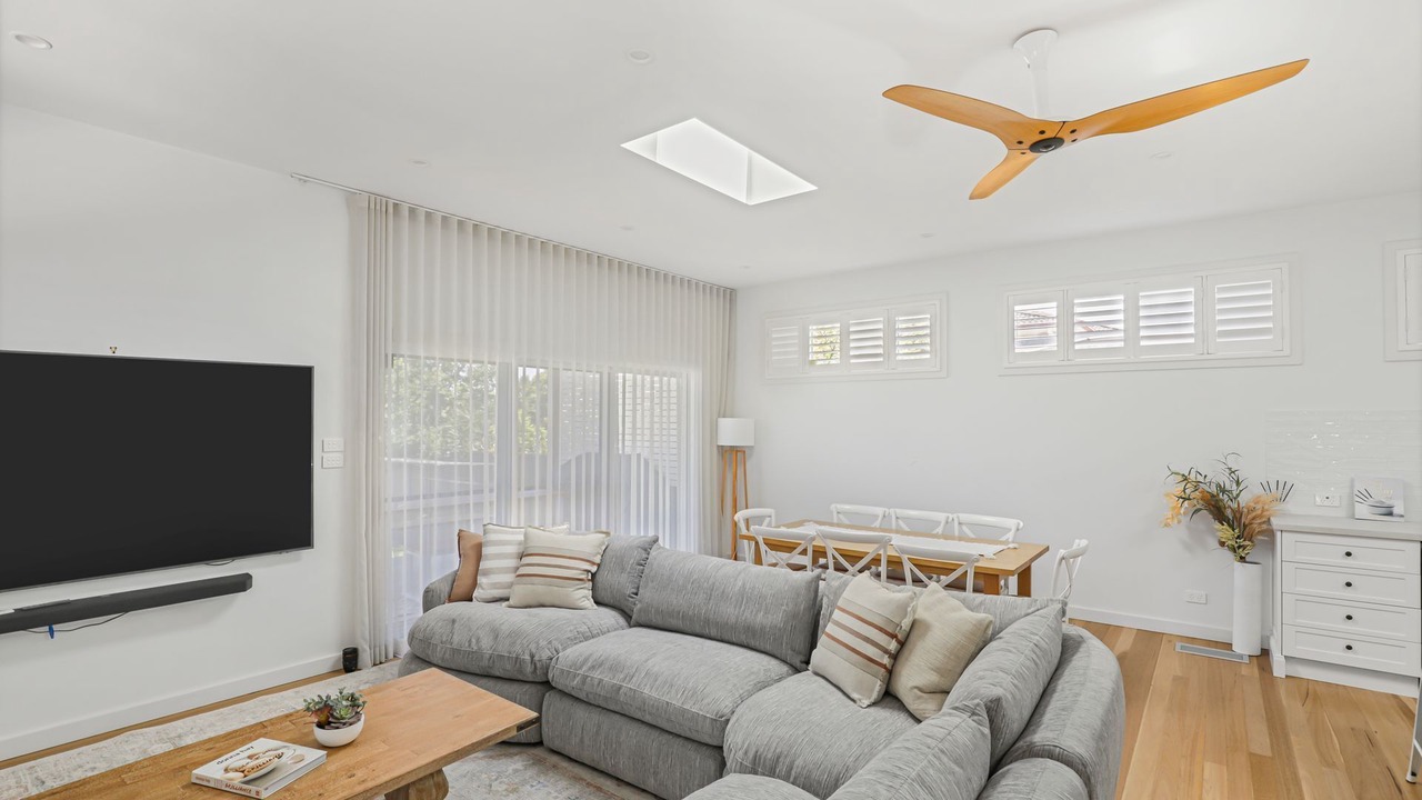 Photo of Livingroom in Warners Bay
