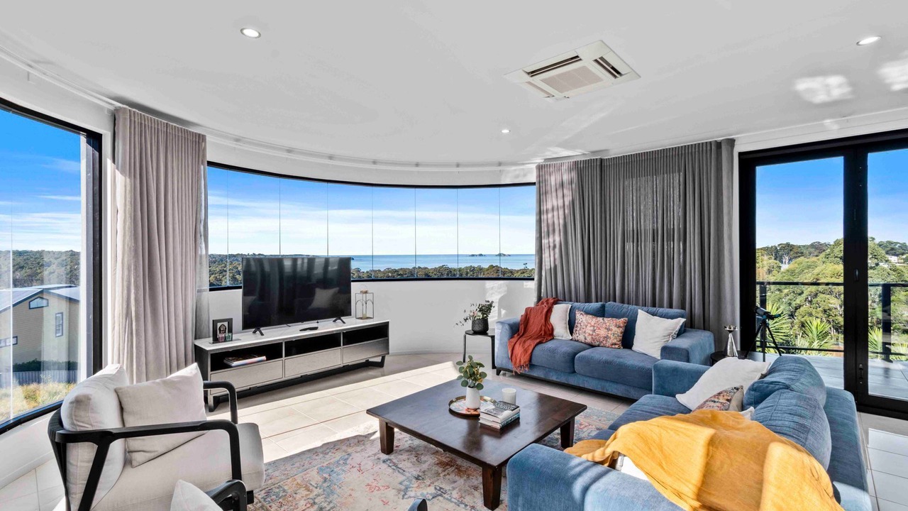 Photo of Livingroom in Long Beach