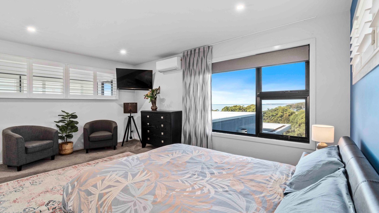 Photo of Bedroom in Long Beach