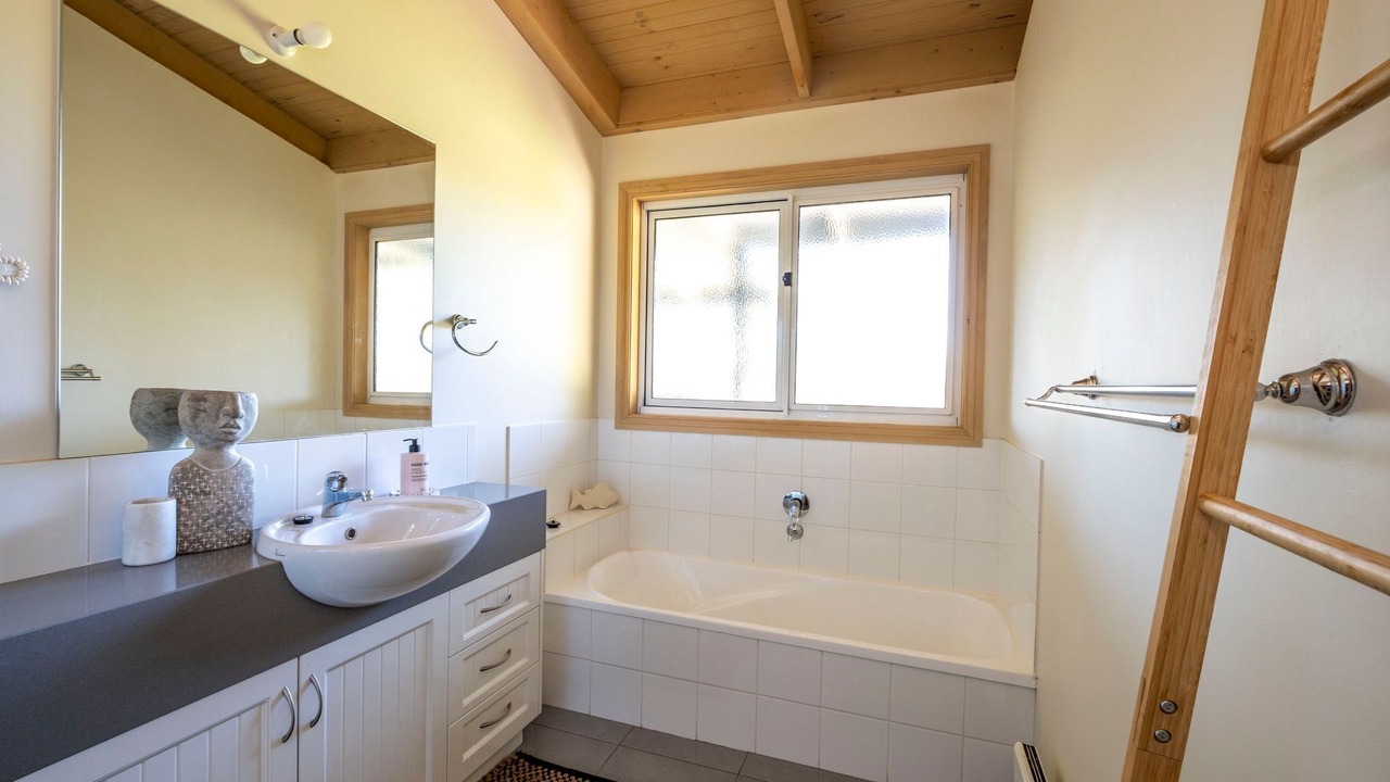 Photo of Bathroom in Johanna