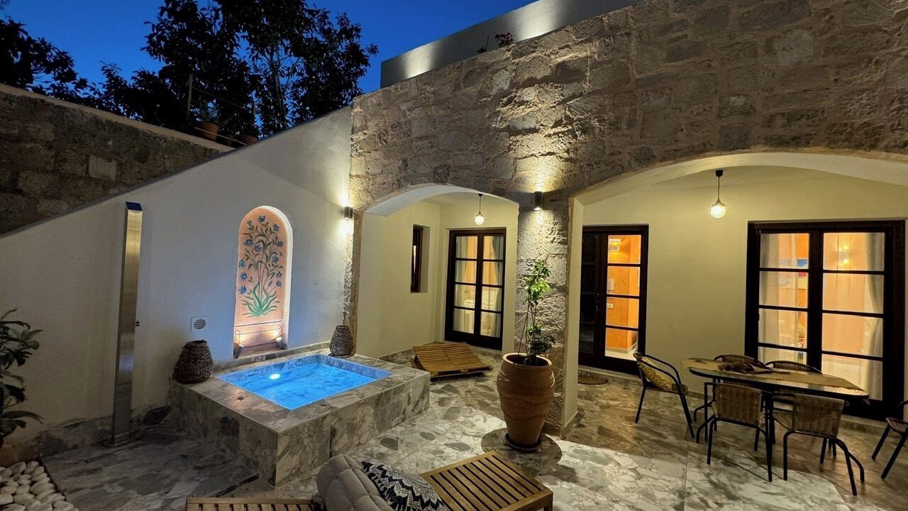 Photo of Patio Balcony in Rhodes Old Town