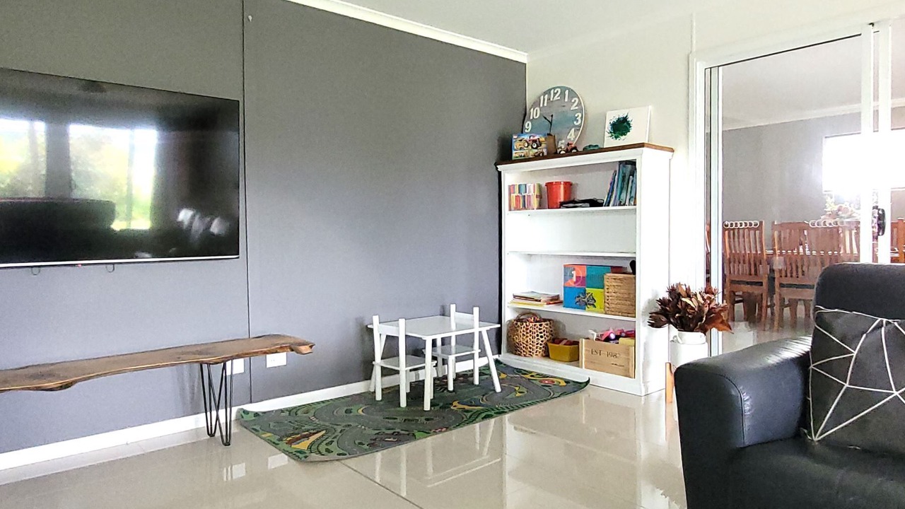 Photo of Livingroom in Moonta Bay