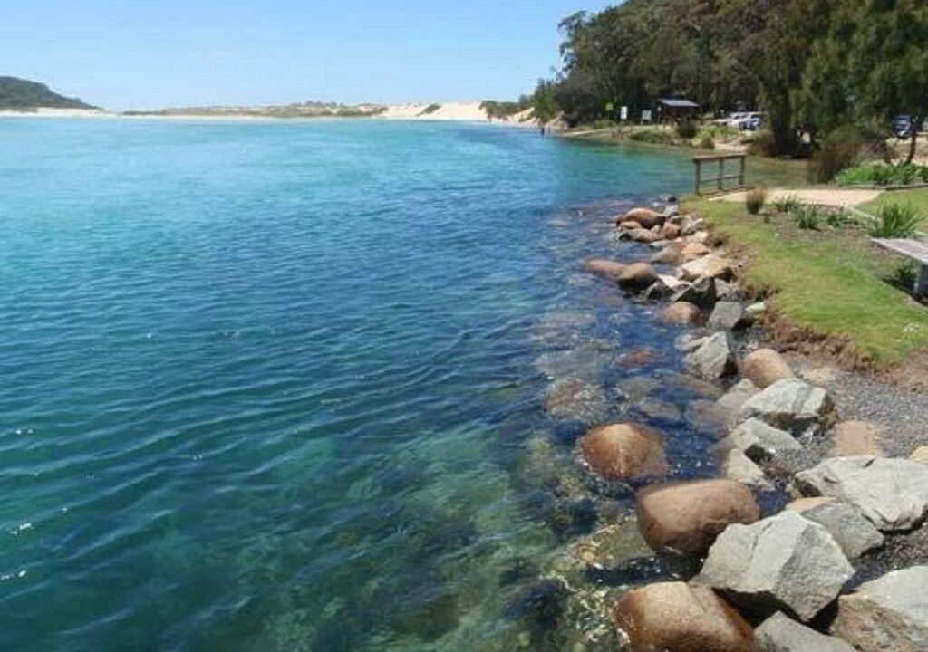 Photo of Others in Lake Conjola
