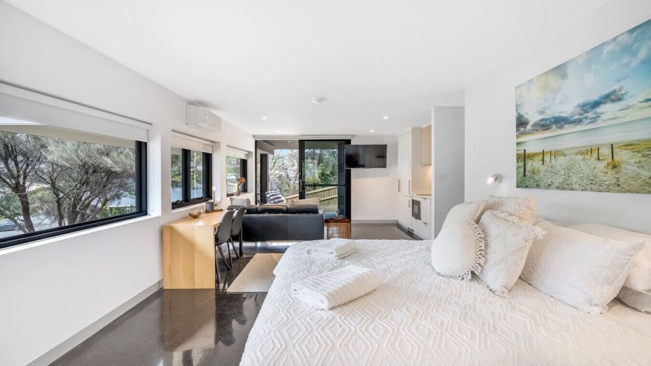 Photo of Bedroom in Blackmans Bay