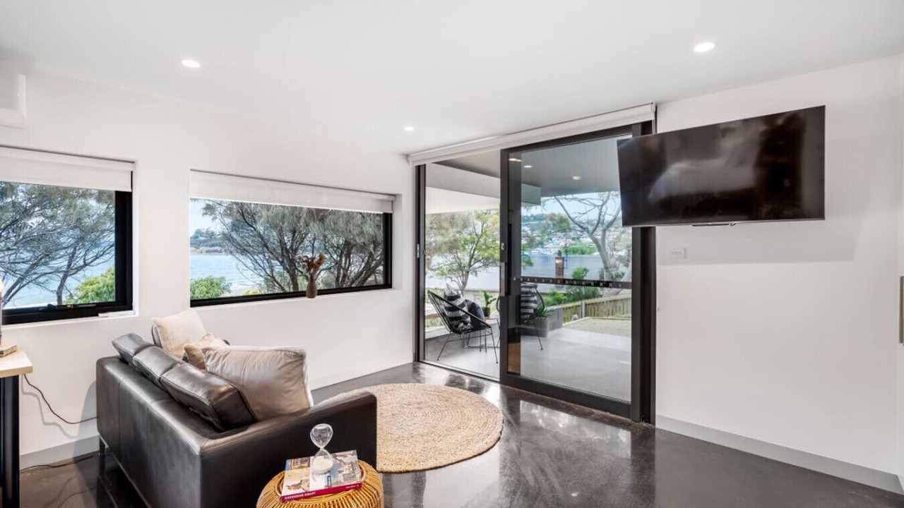 Photo of Livingroom in Blackmans Bay