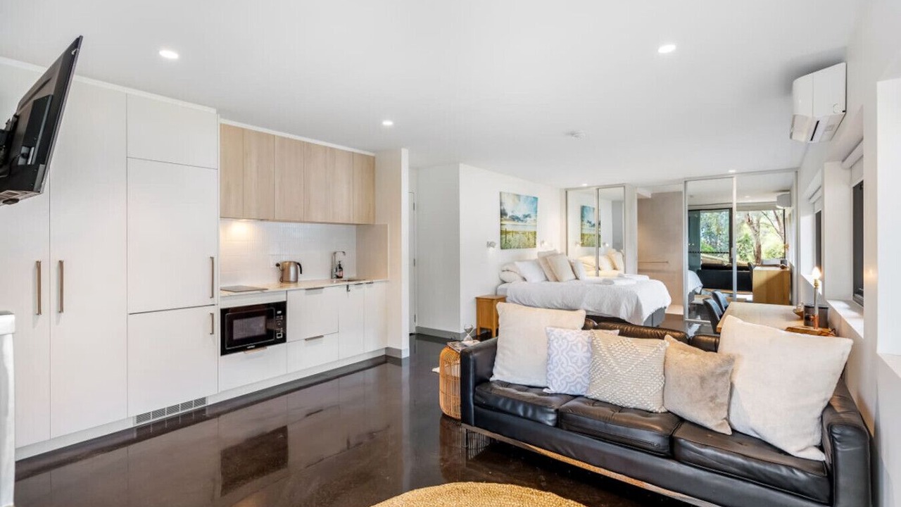 Photo of Livingroom in Blackmans Bay