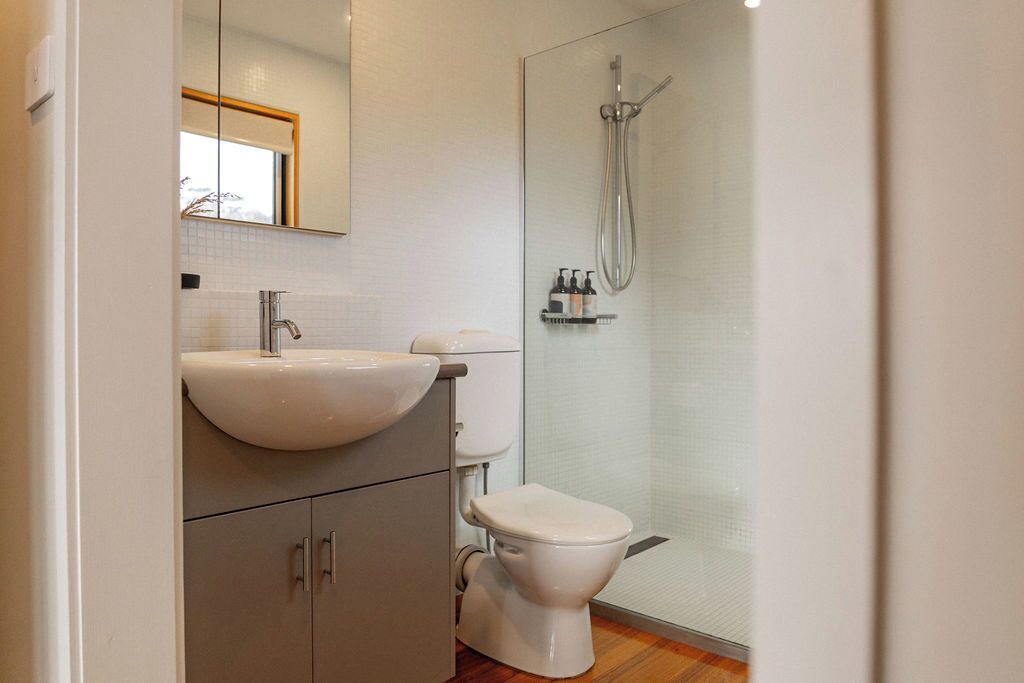 Photo of Bathroom in Binalong Bay