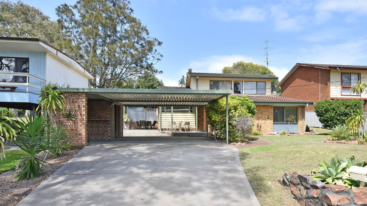 Photo of Outdoor in Brightwaters