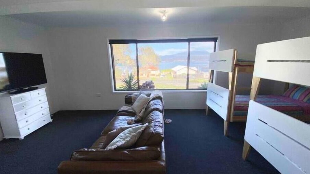Photo of Livingroom in Opossum Bay