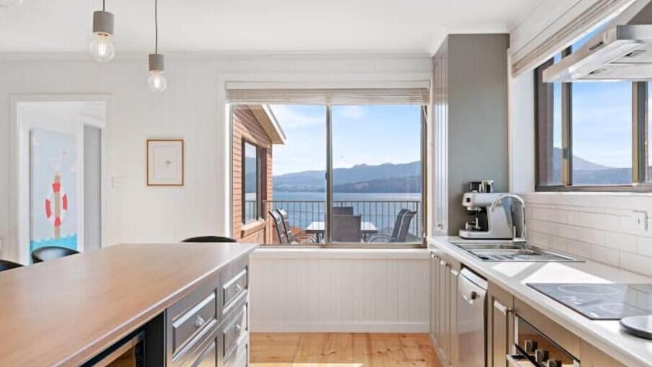 Photo of Kitchen in Opossum Bay
