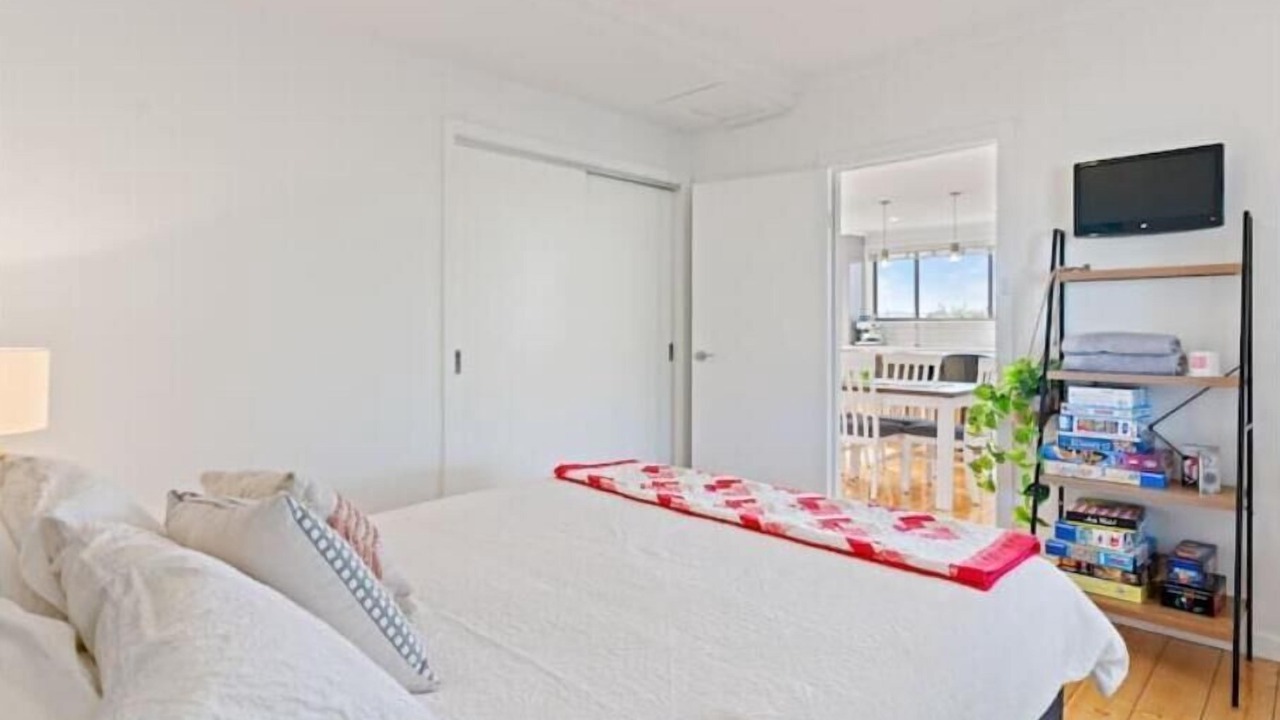Photo of Bedroom in Opossum Bay