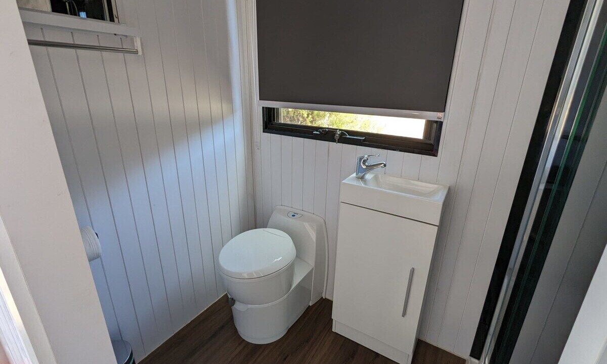 Photo of Bathroom in Dadswells Bridge
