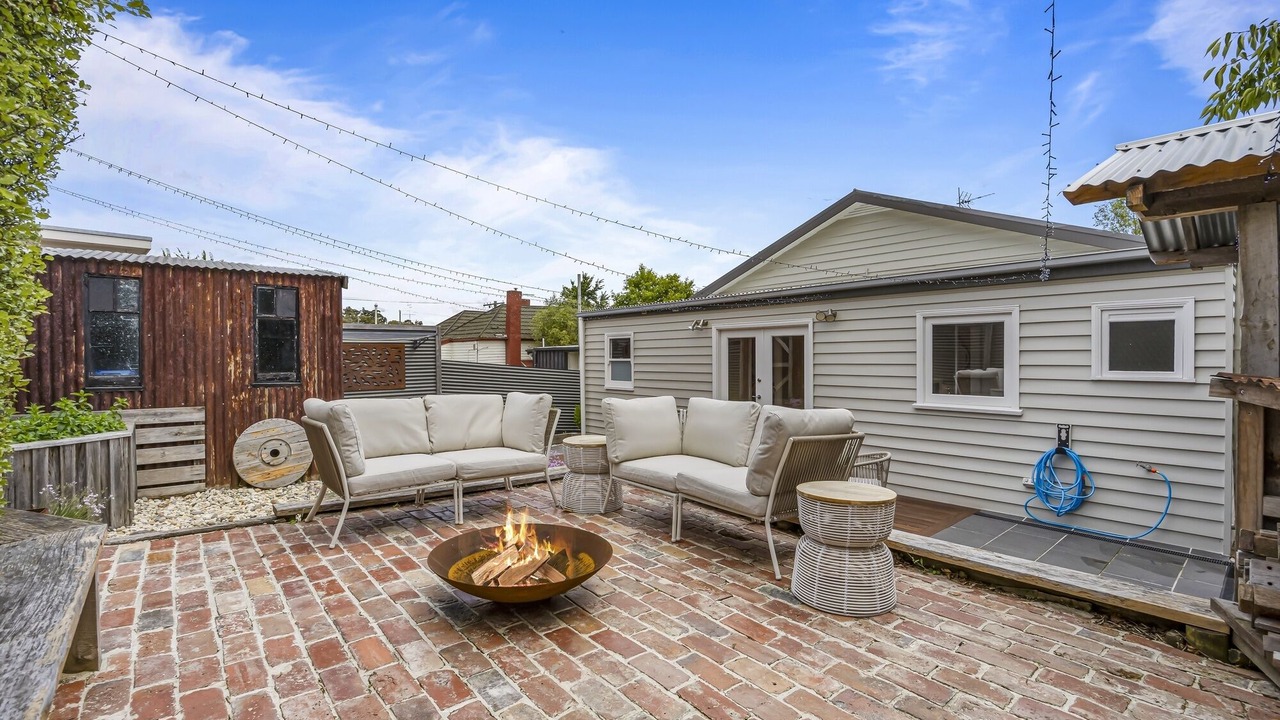 Photo of Outdoor in Golden Point