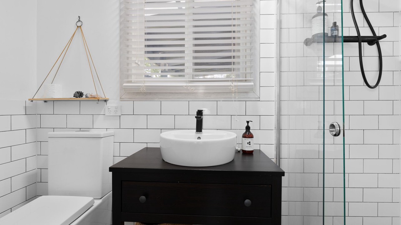 Photo of Bathroom in Erowal Bay