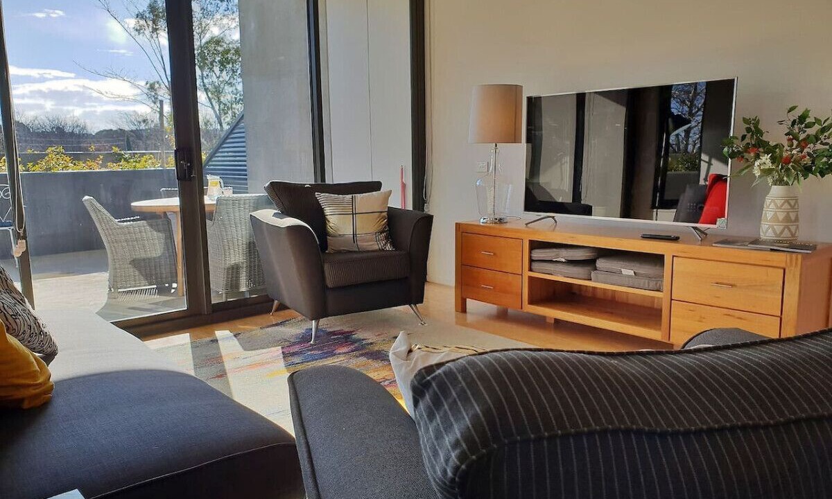 Photo of Livingroom in Lyneham
