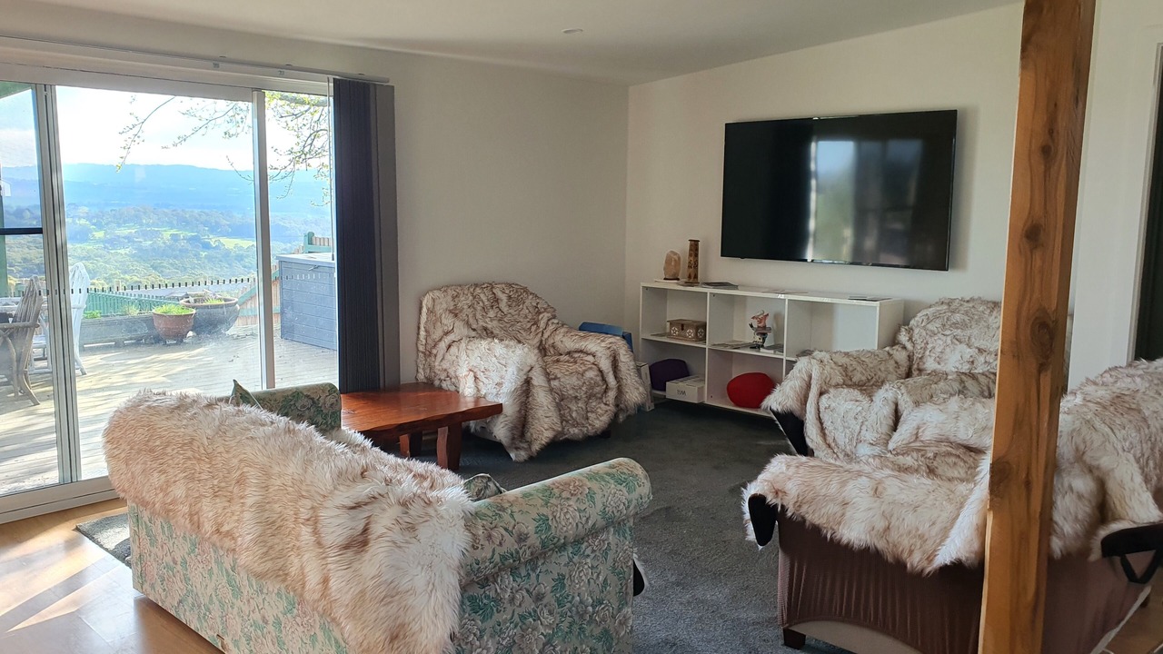 Photo of Livingroom in Hoddles Creek