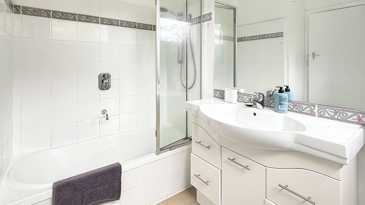 Photo of Bathroom in Sawmill Settlement