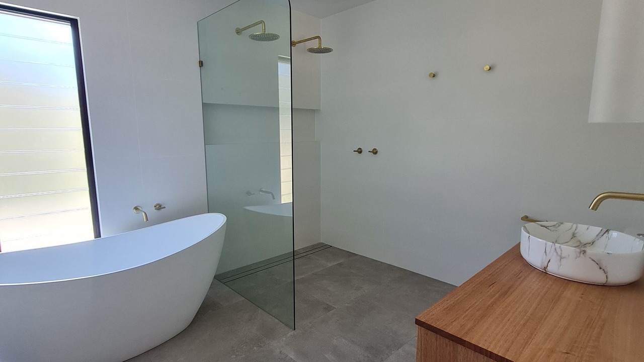 Photo of Bathroom in Scotts Head