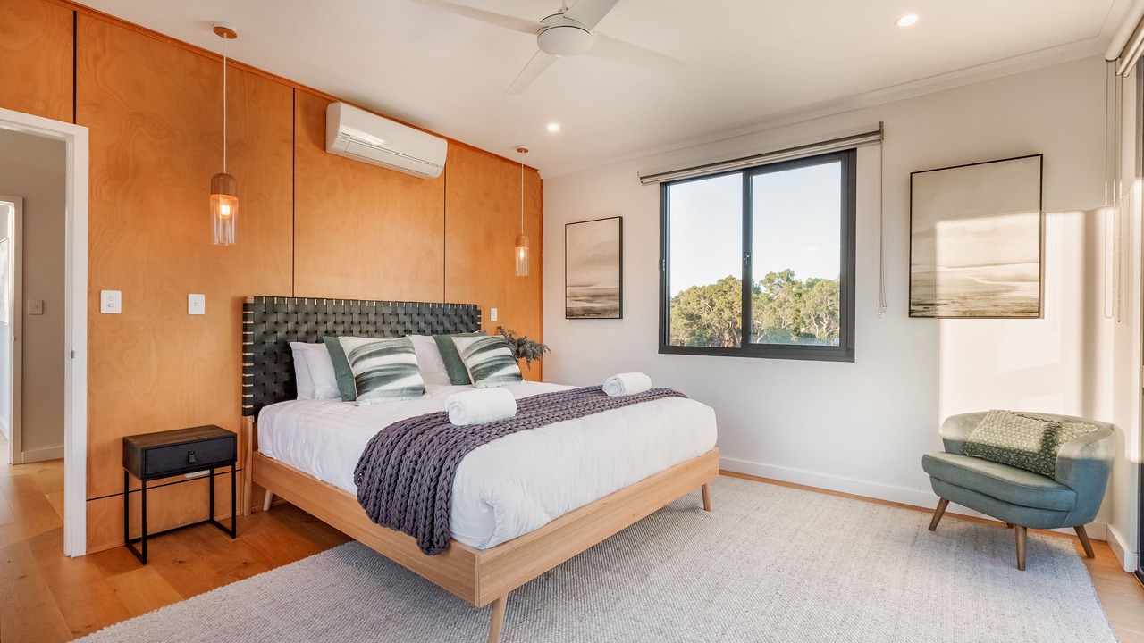 Photo of Bedroom in Eagle Bay