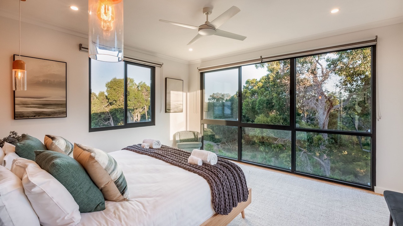 Photo of Bedroom in Eagle Bay