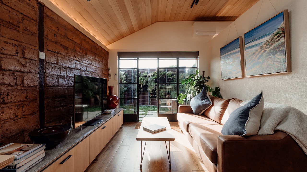 Photo of Livingroom in Surf Beach