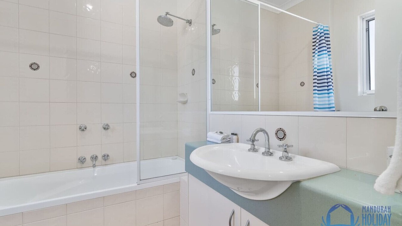 Photo of Bathroom in Halls Head