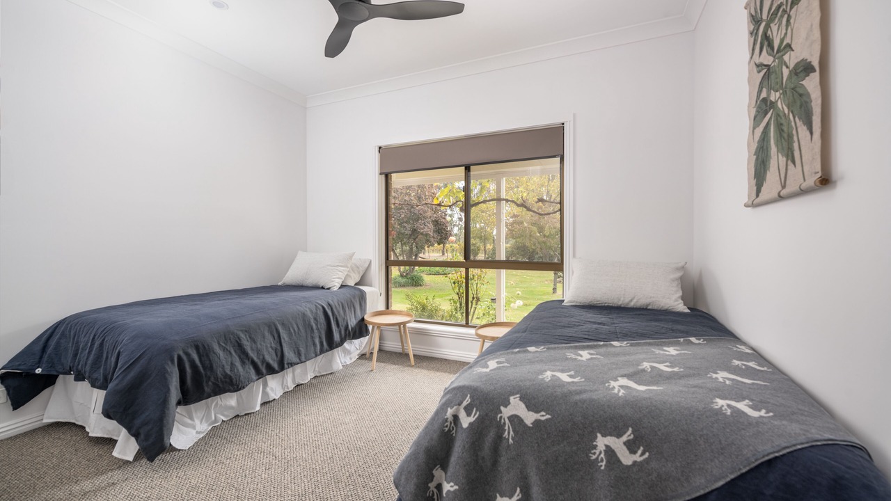 Photo of Bedroom in Moyhu
