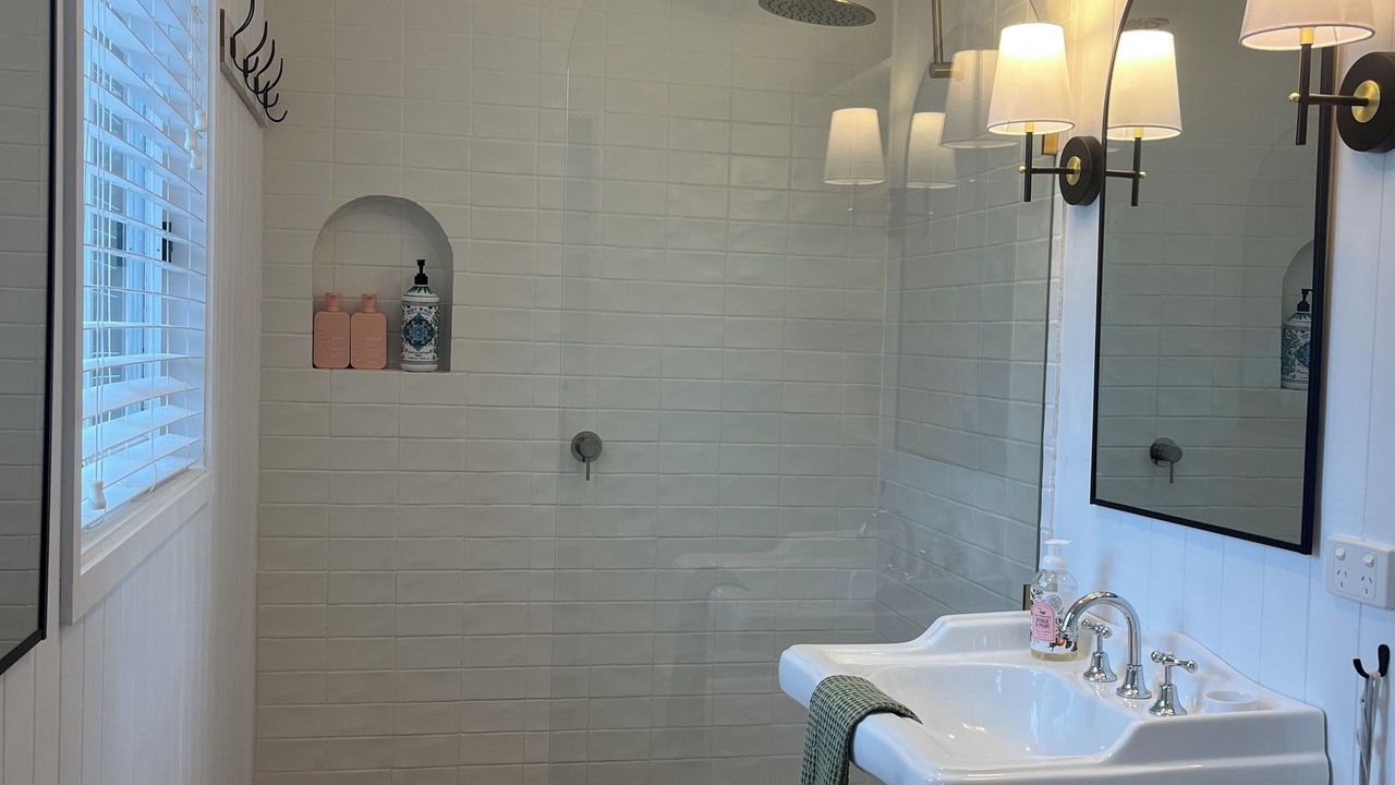 Photo of Bathroom in Scone